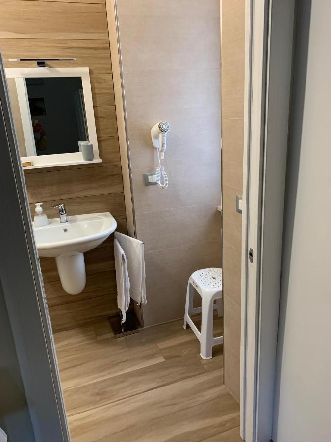 B&B Piano Romano -Con Parcheggio Privato Gratuito- Foggia Luaran gambar