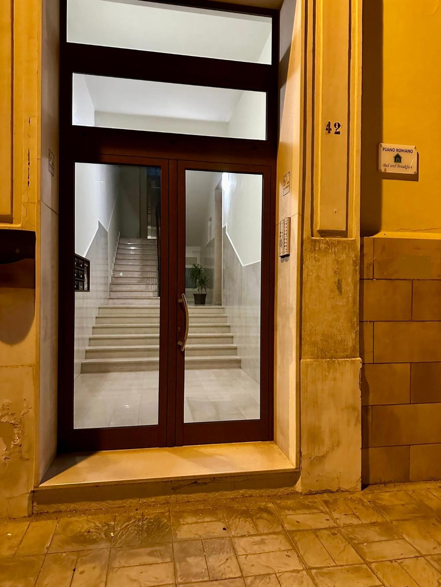 B&B Piano Romano -Con Parcheggio Privato Gratuito- Foggia Luaran gambar