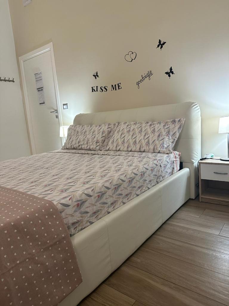 B&B Piano Romano -Con Parcheggio Privato Gratuito- Foggia Luaran gambar